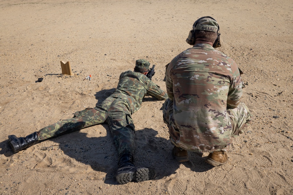New Jersey Best Warrior Competition M4 and M17 qualification