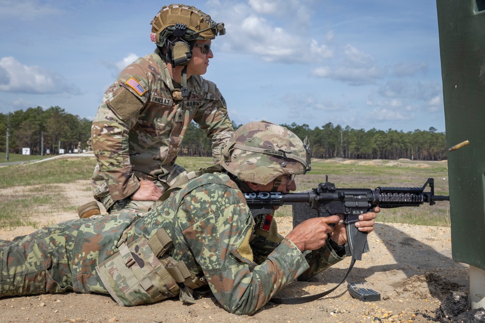 New Jersey Best Warrior Competition M4 and M17 qualification