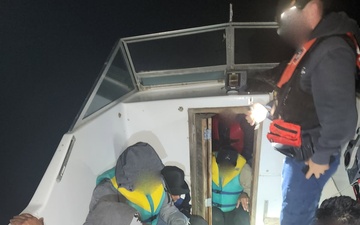 Coast Guard apprehends 15 aliens during an interdiction off San Diego coast
