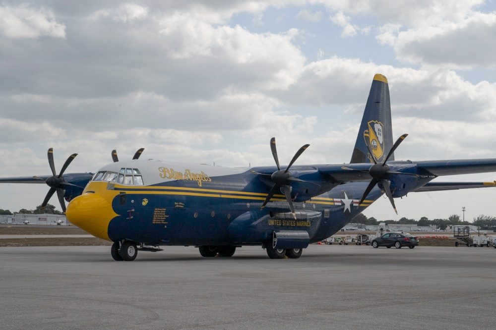 Media Day on the Flight Line: Blue Angels Land in Fort Lauderdale
