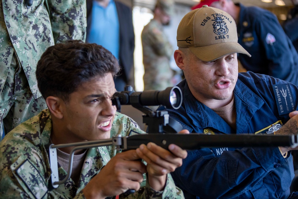 Tripoli Hosts U.S. Naval Sea Cadet Corps of Econdido