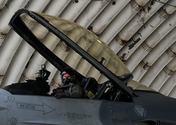 Kunsan’s winged “Wolf” takes flight for Freedom Flag 25-1