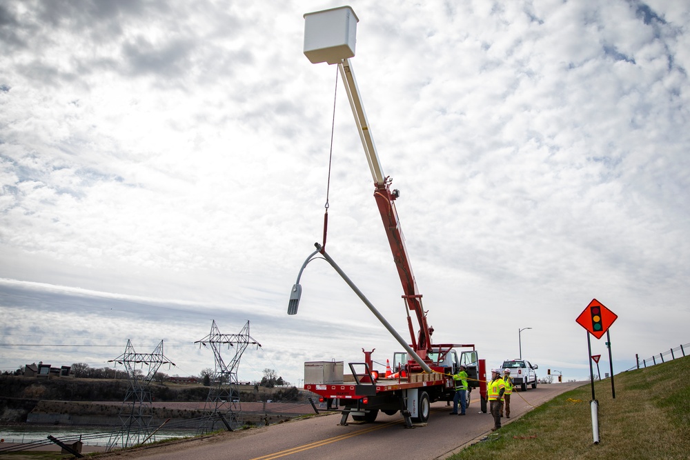 Gavins Point maintenance crew replaces damaged light pole