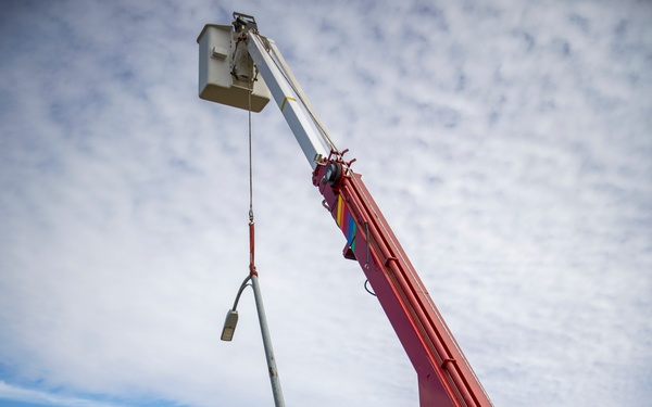 Gavins Point maintenance crew replaces damaged light pole