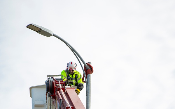 Gavins Point maintenance crew replaces damaged light pole