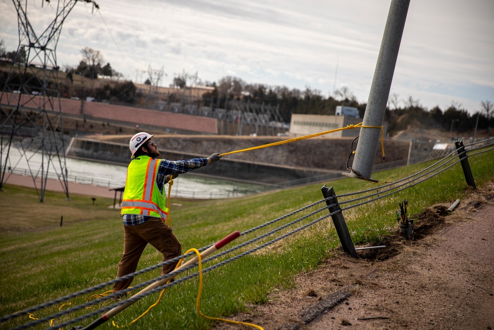 Gavins Point maintenance crew replaces damaged light pole