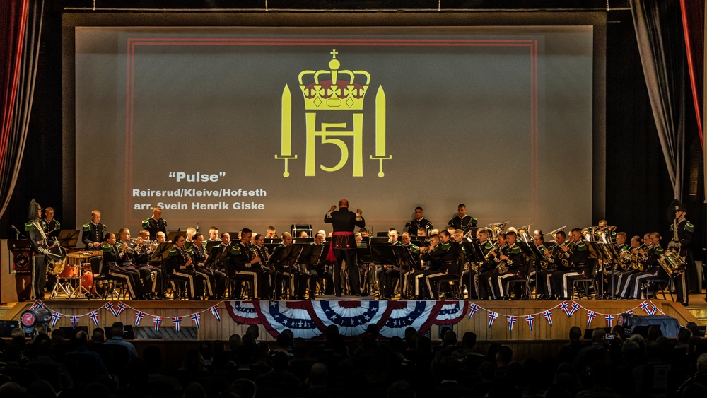 2d Marine Division Bands Performs Alongside Norwegian His Majesty Band in a Joint Concert on MCB Camp Lejeune