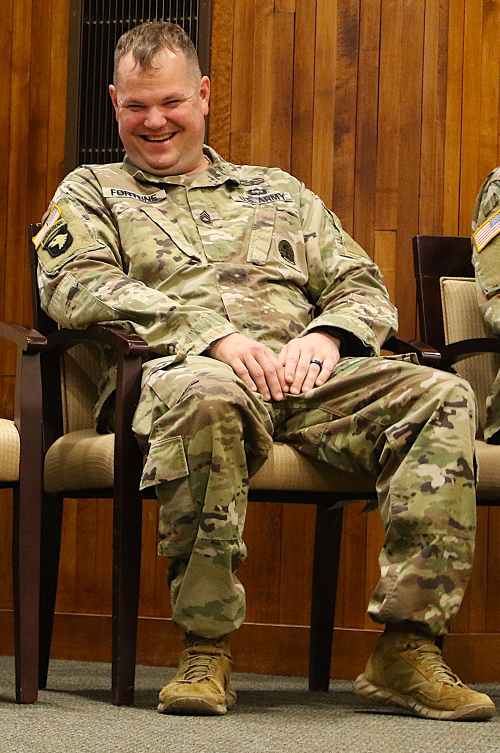 ST. LOUIS POLICE OFFICER, COMBAT VETERAN, RETIRES AFTER 23 YEARS IN THE ILLINOIS ARMY NATIONAL GUARD