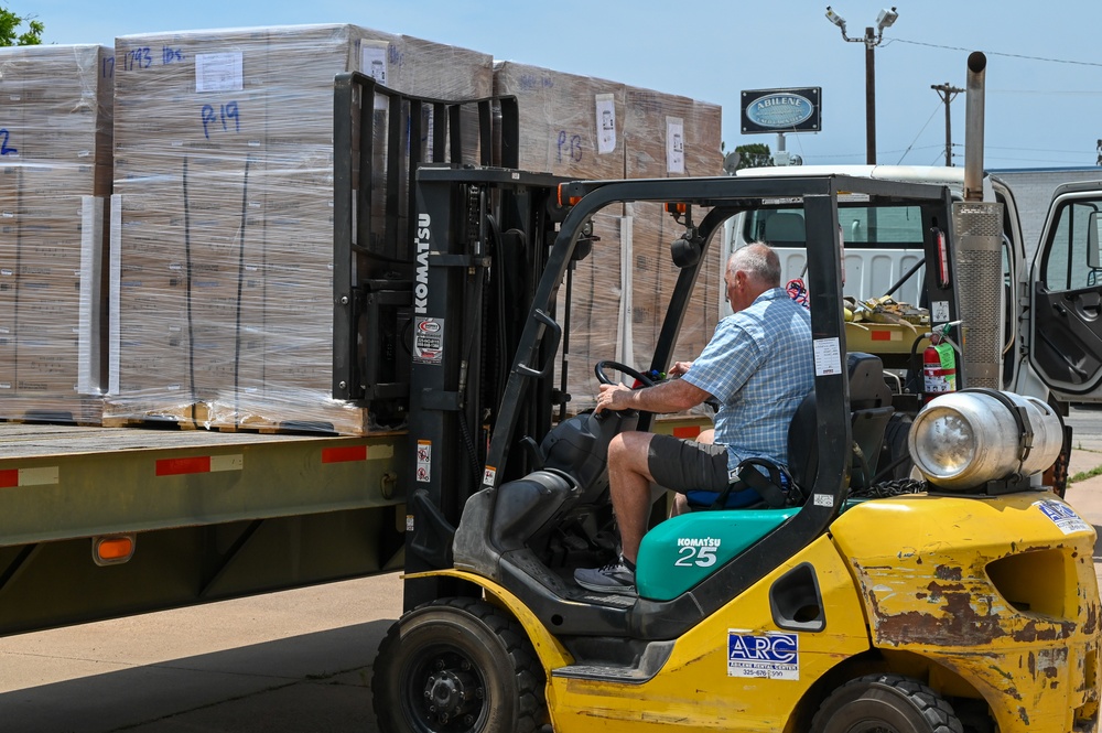 7 LRS Partners with Denton Program to Support Humanitarian Aid Mission