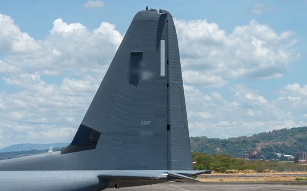 Balikatan 25: 353 SOW, U.S. NSW load CCA