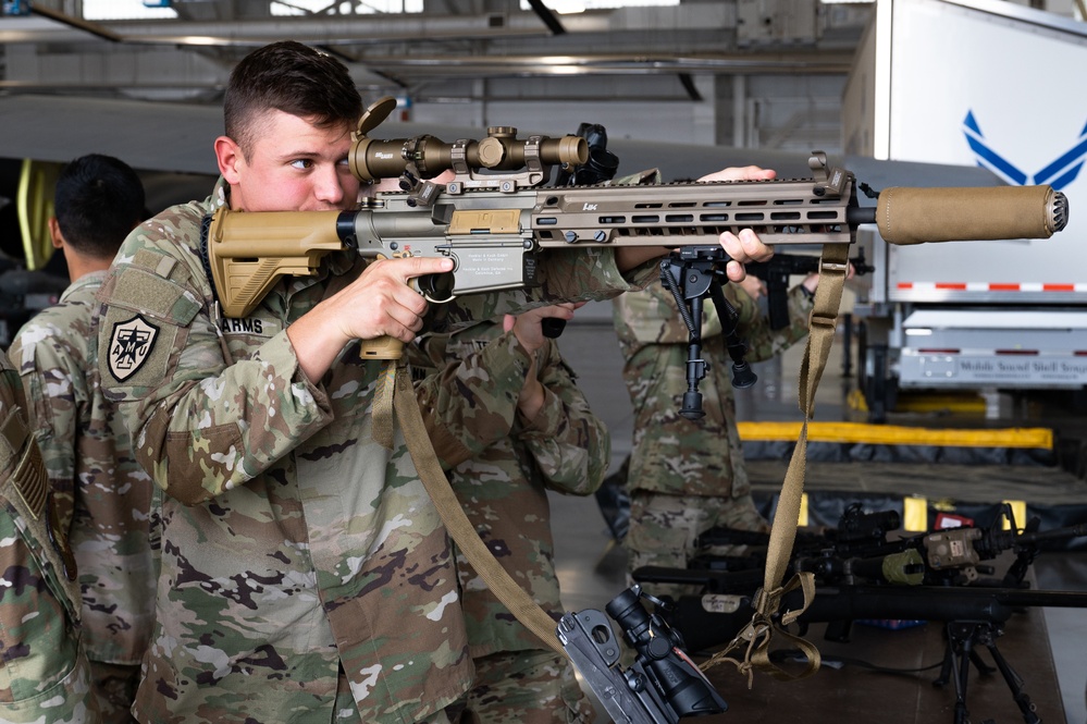 Texas A&amp;M ROTC cadets visit Barksdale