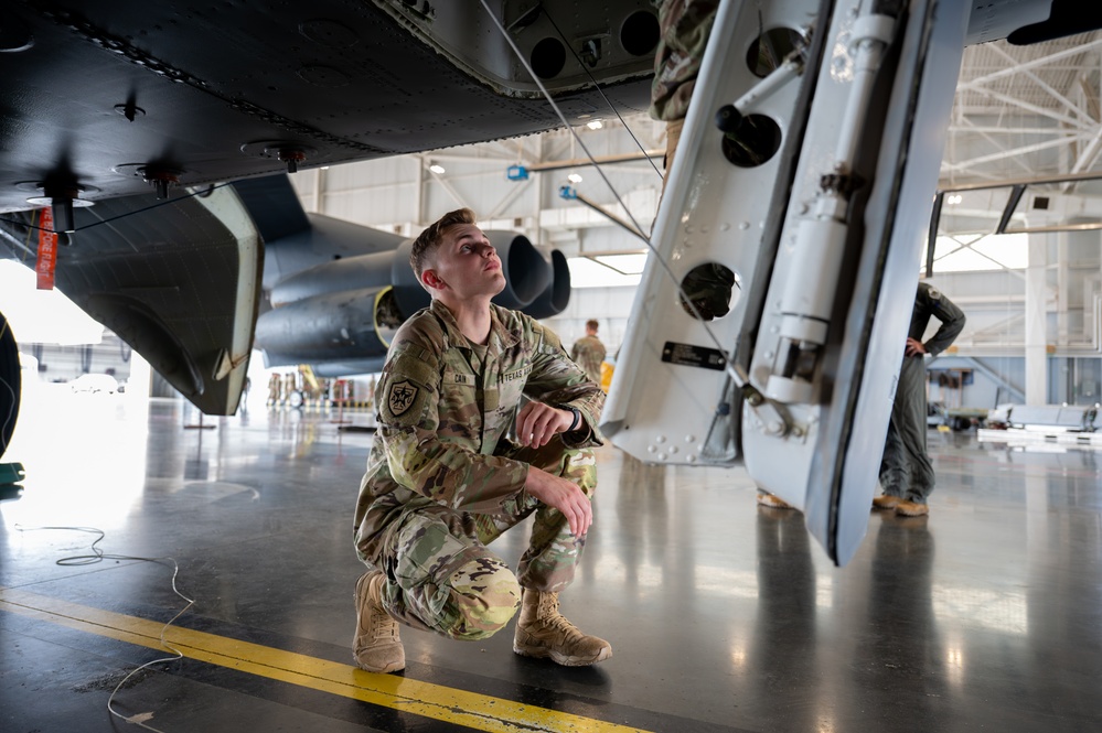 Texas A&amp;M ROTC cadets visit Barksdale