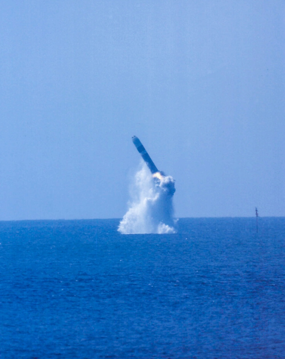 USS Tennessee D5 launch