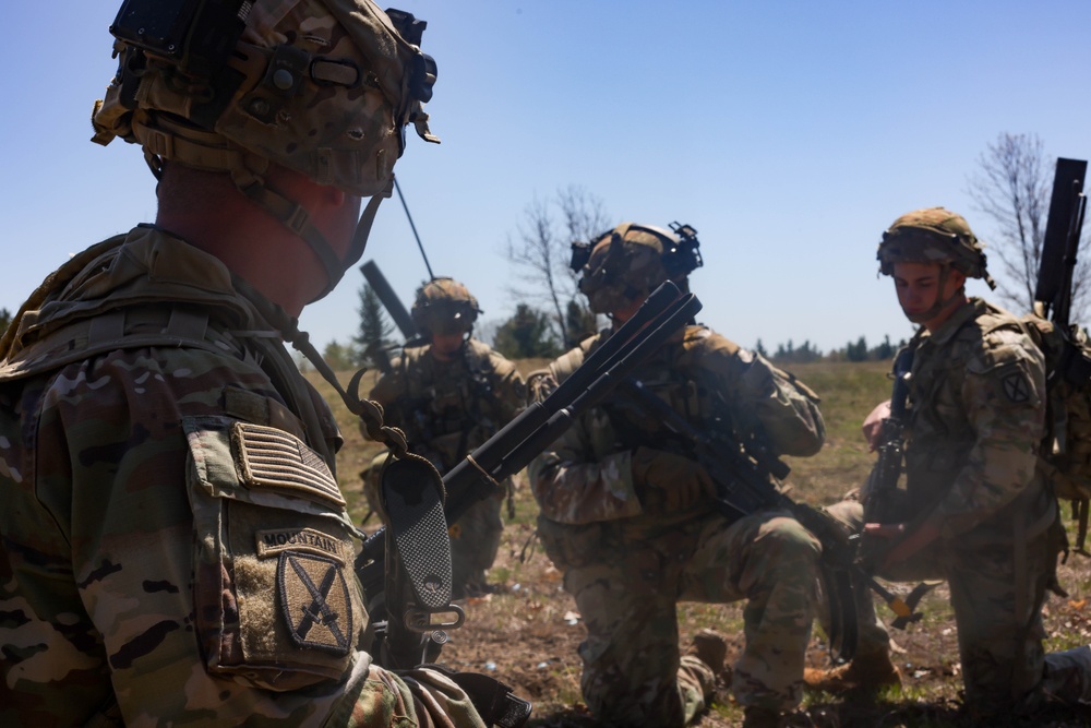 Soldiers Communicate their Position over the Radio