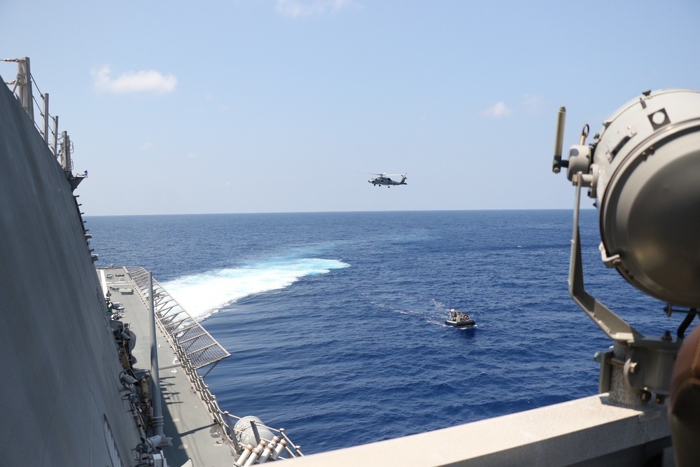 USS Omaha Conducts Bilateral Operations with Royal Australian Navy in South China Sea