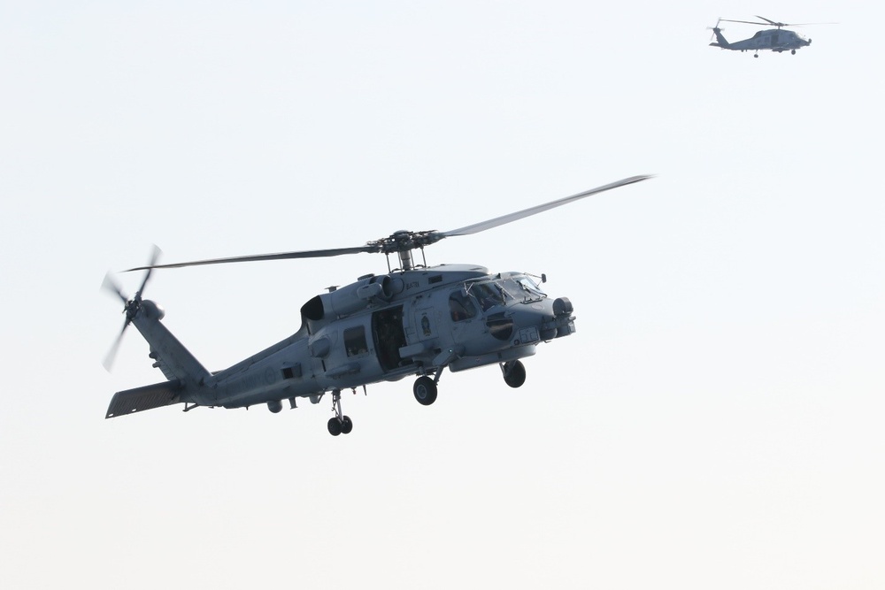 USS Omaha Conducts Bilateral Operations with Royal Australian Navy in South China Sea