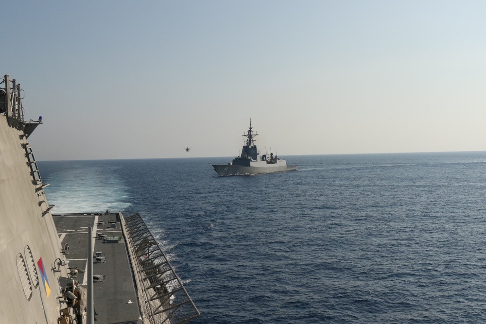 USS Omaha Conducts Bilateral Operations with Royal Australian Navy in South China Sea