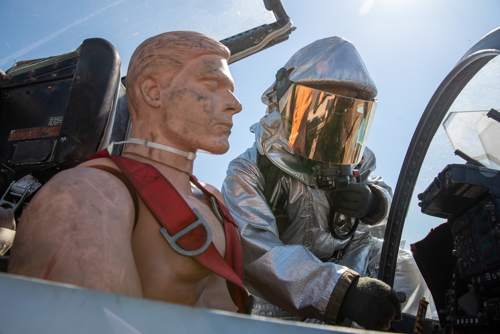 George Washington Sailors Conduct Flight Deck Drills