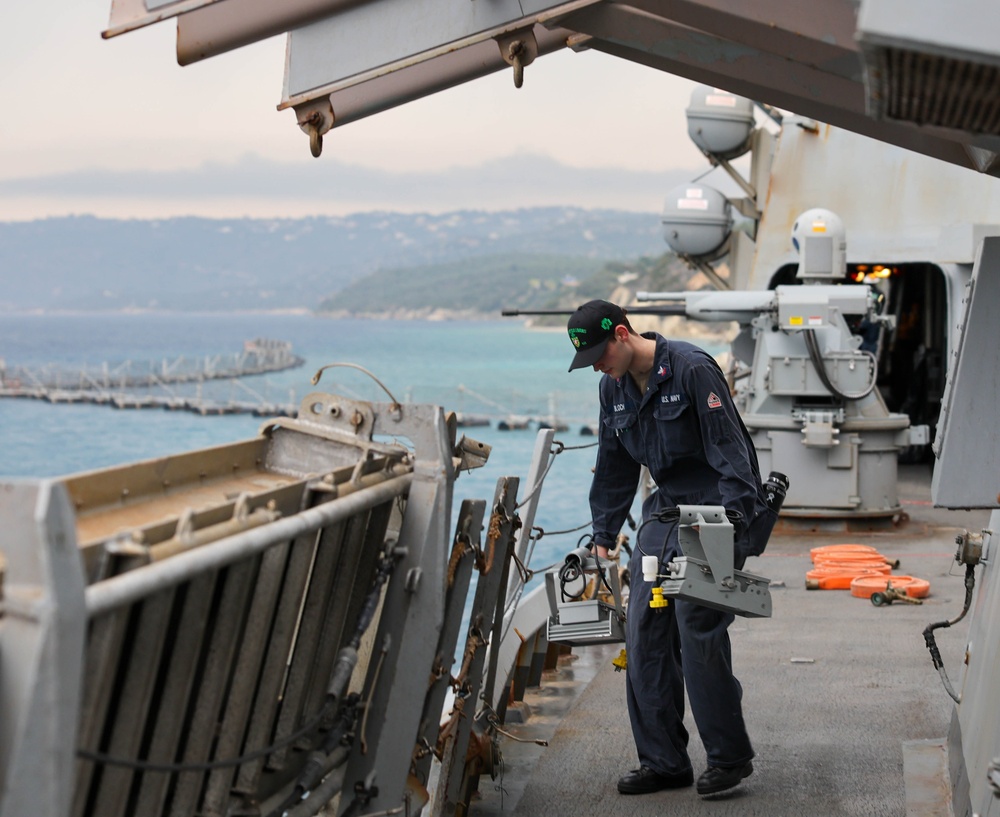 USS The Sullivans Arrives in Souda Bay