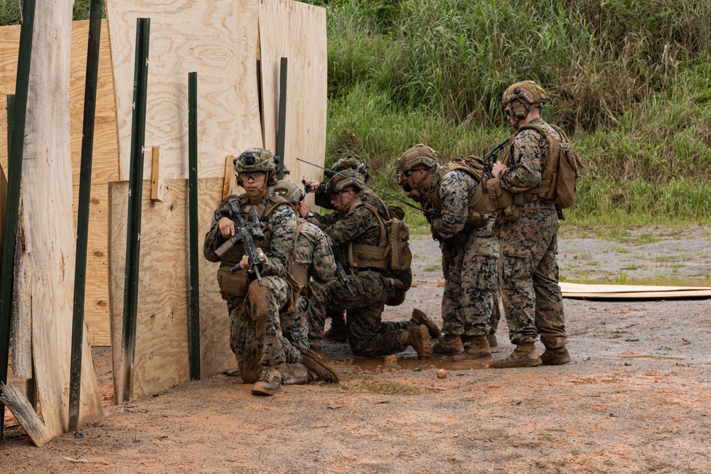 12th MLR Marines Execute an Urban Breach Demolition Range