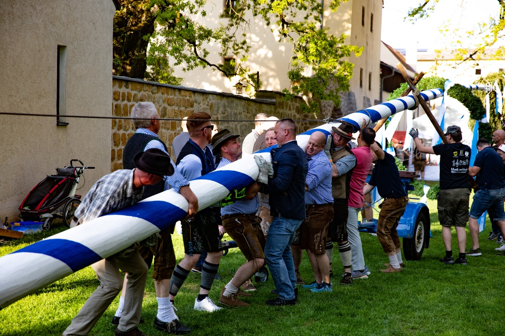 Grafenwoehr Maypole Festival