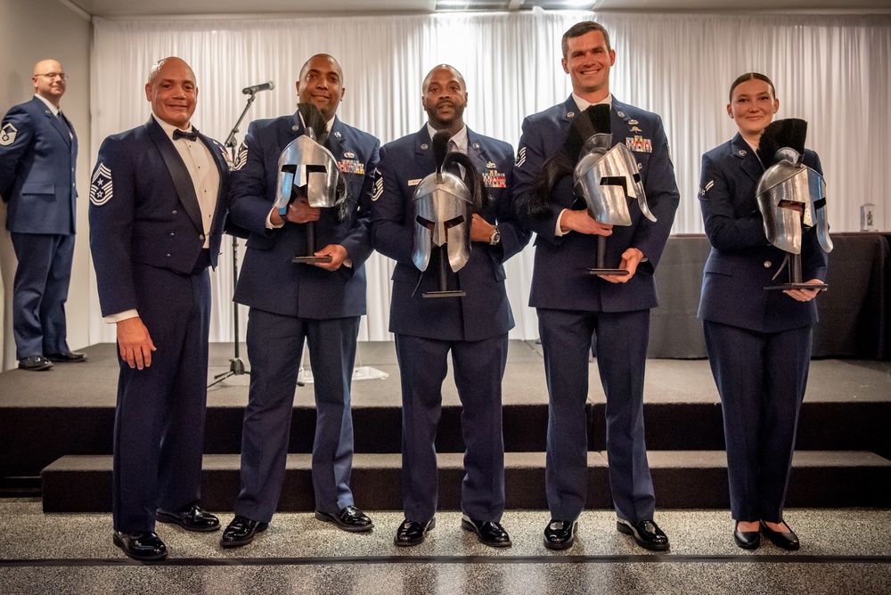 Kentucky Air National Guard's top Airmen honored