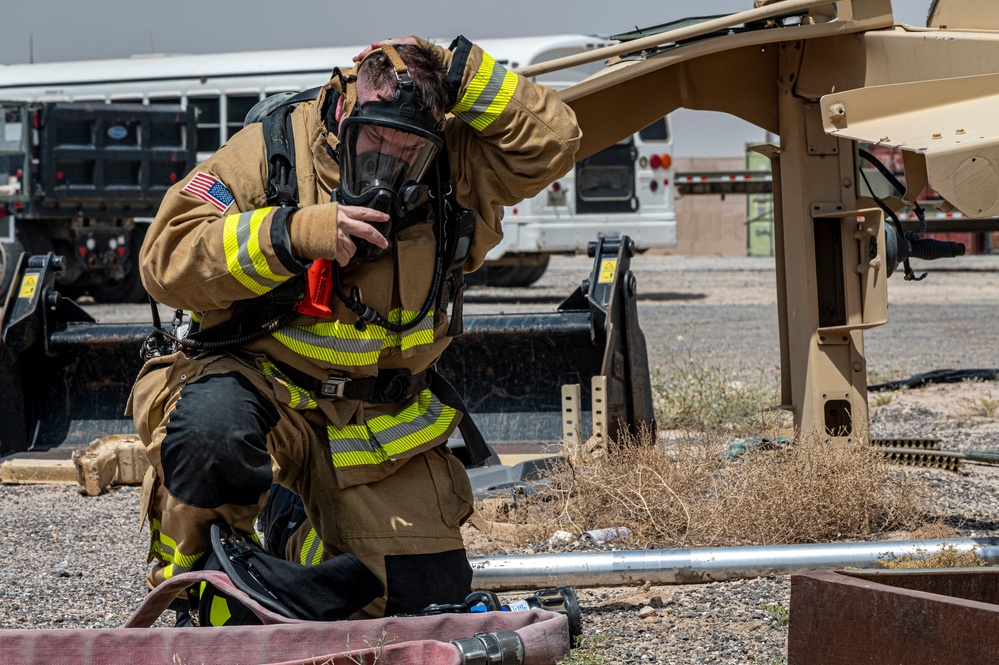 386th ECES conducts fire response drill