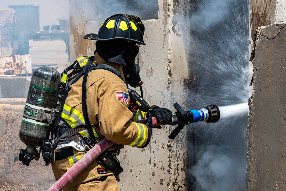 386th ECES conducts fire response drill