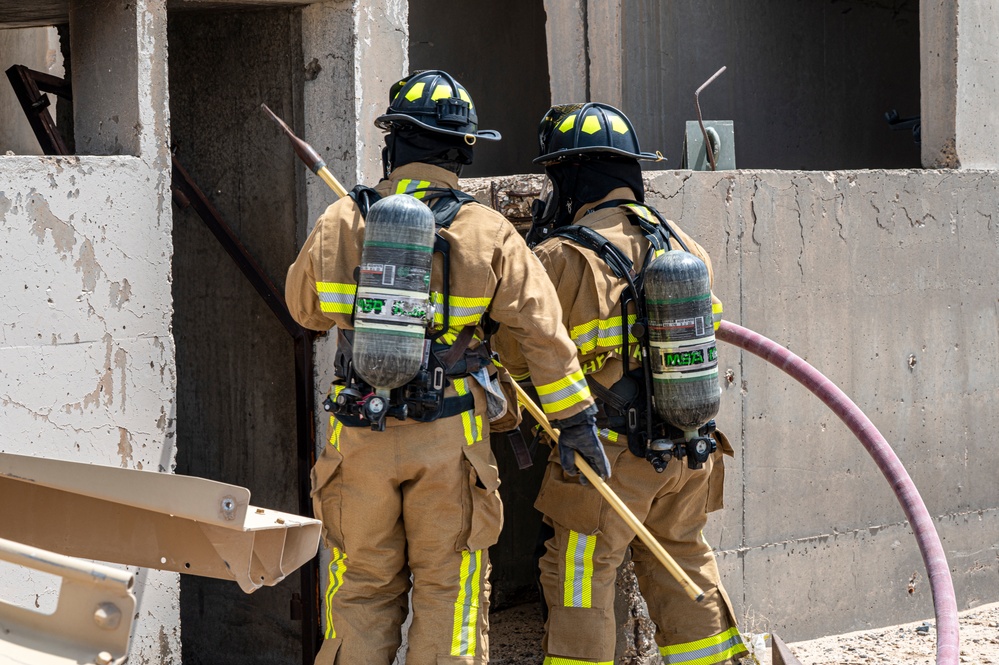 386th ECES conducts fire response drill