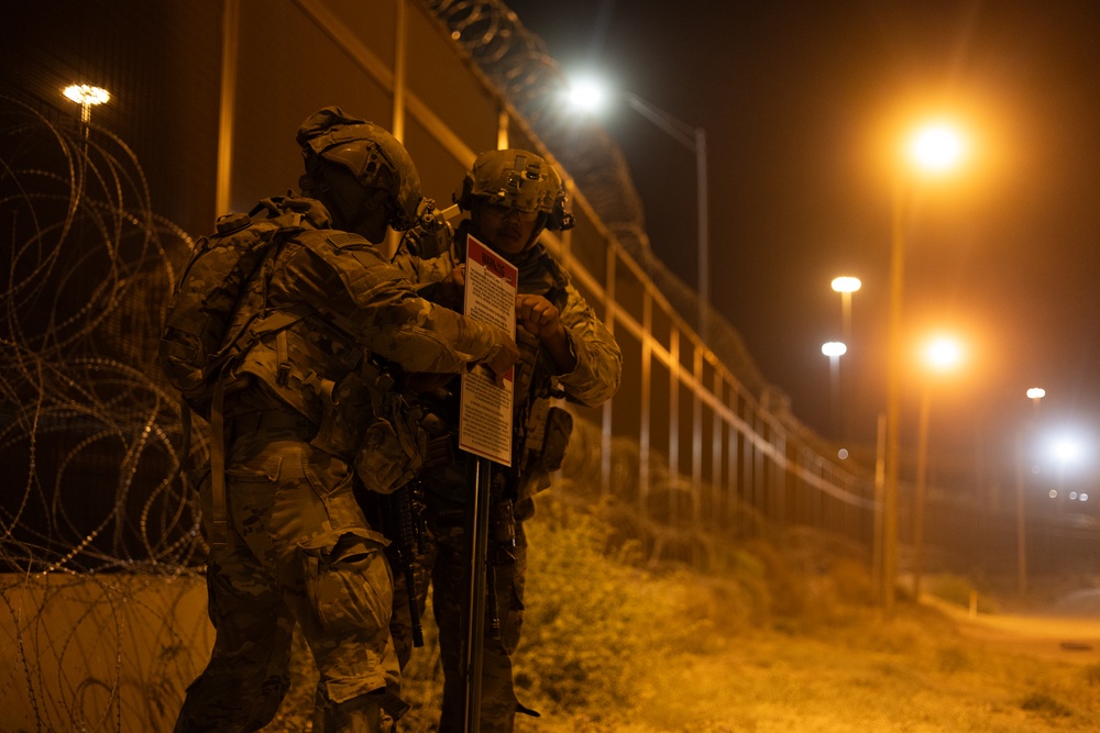 U.S. Soldiers establish Texas National Defense Area