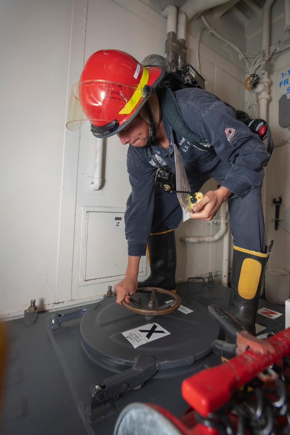 USS Sterett conducts operations in the U.S. Central Command area of responsibility as part of the Carl Vinson Carrier Strike Group