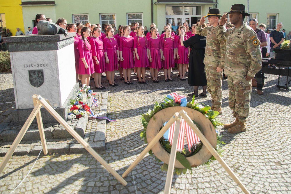 Operation Cowboy: U.S. Soldiers, German &amp; Czech communities hold festival to commemorate unique WWII battle