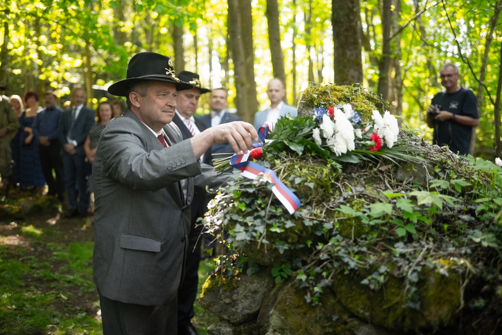 Operation Cowboy: U.S. Soldiers, German &amp; Czech communities hold festival to commemorate unique WWII battle
