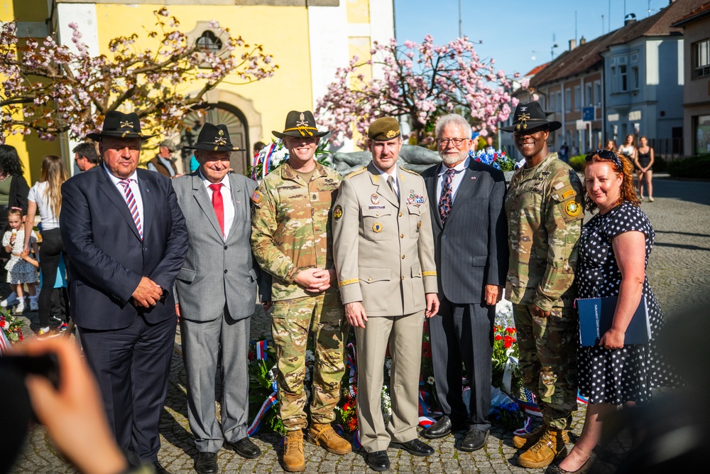 Operation Cowboy: U.S. Soldiers, German &amp; Czech communities hold festival to commemorate unique WWII battle