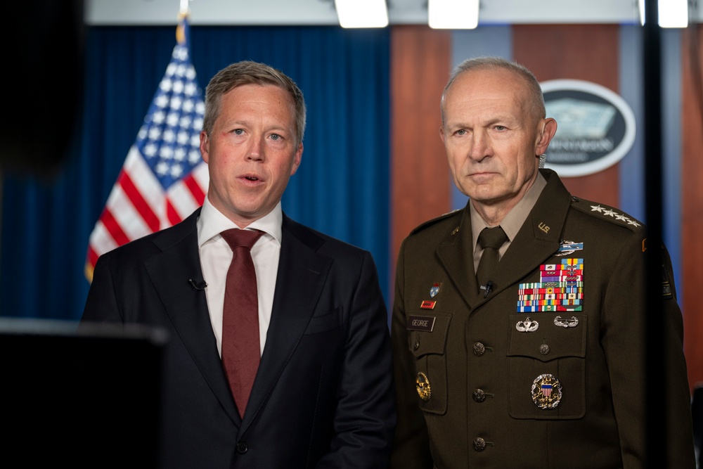 SECARMY and Army CoS Discuss Army Transformation and Acquisition Reform on &quot;Fox and Friends&quot;