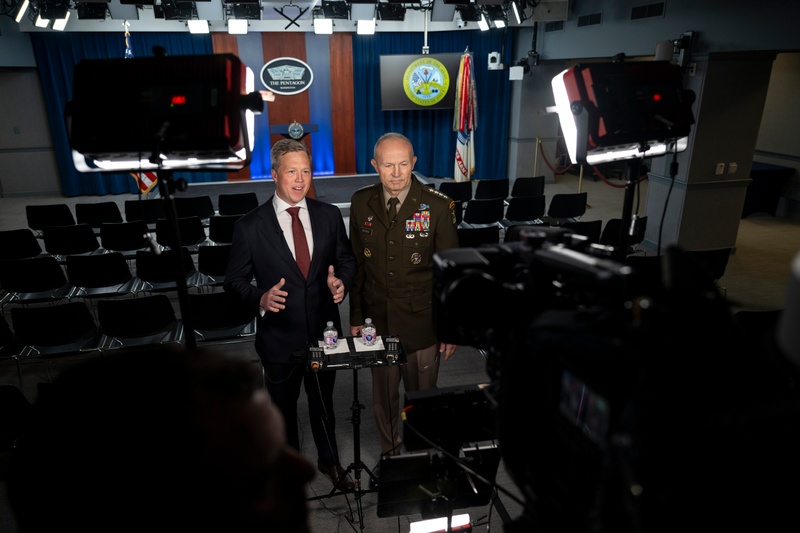 SECARMY and Army CoS Discuss Army Transformation and Acquisition Reform on &quot;Fox and Friends&quot;
