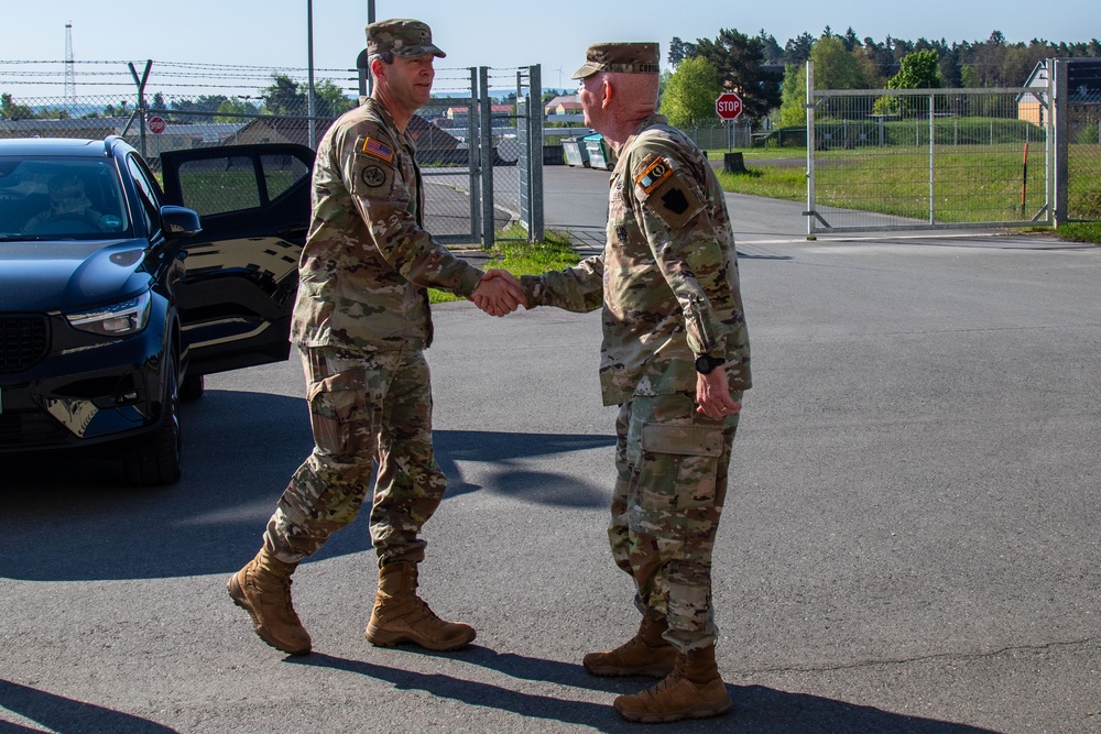 Byrom visits Balli Airfield