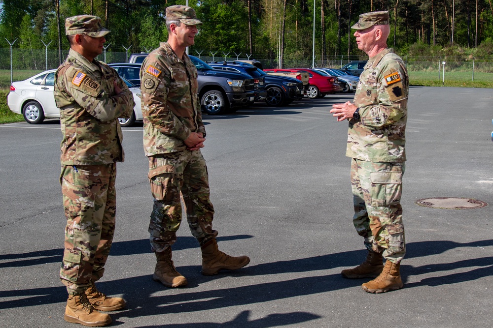 Byrom visits Balli Airfield