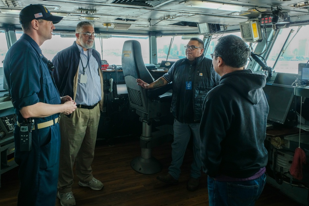 Educators Orientation Visit Aboard USS Abraham Lincoln (CVN 72)