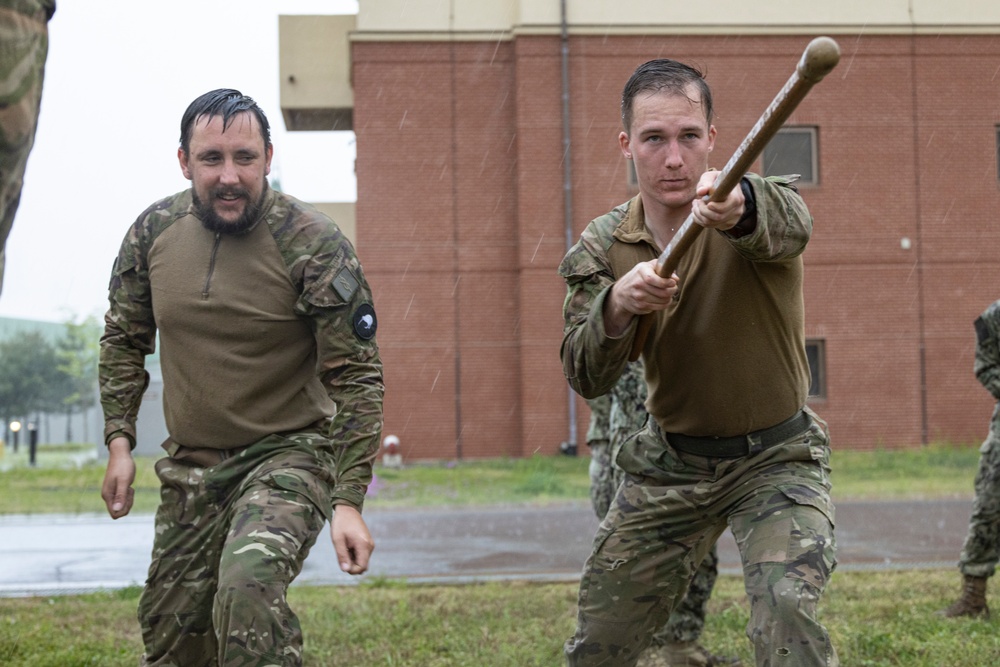 CNFK Sailors participate in MCMAP training