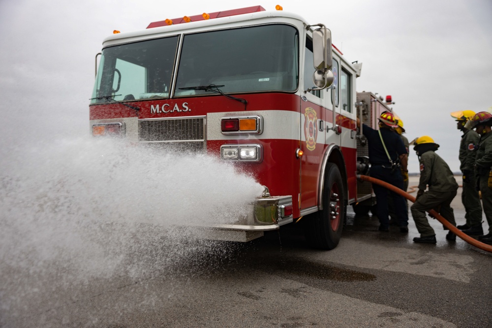 ARFF Conducts Training at MCAS Beaufort