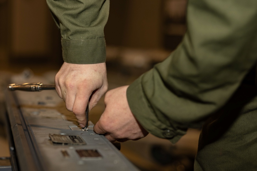 MALS-31 bomb rack maintenance