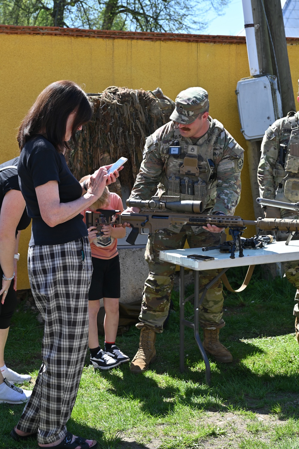 Operation Cowboy: 2CR Soldiers Showcase a Static Weapons Display