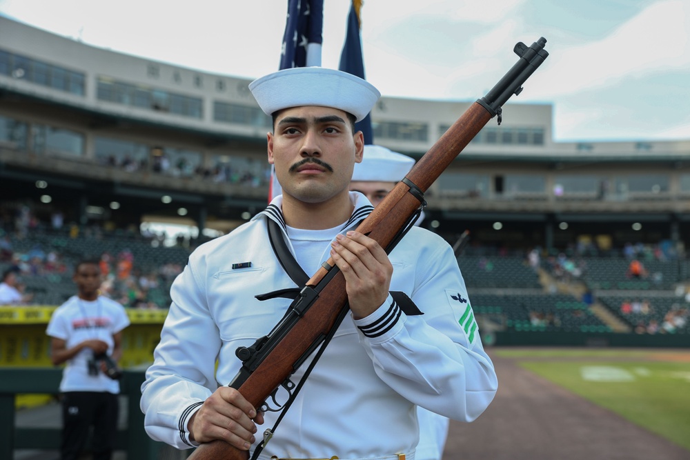 USS Iwo Jima Command Picnic at Tides' Stadium