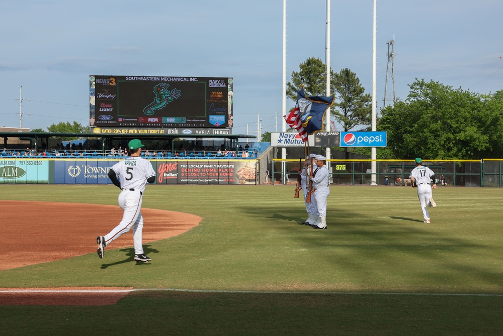 USS Iwo Jima Command Picnic at Tides' Stadium