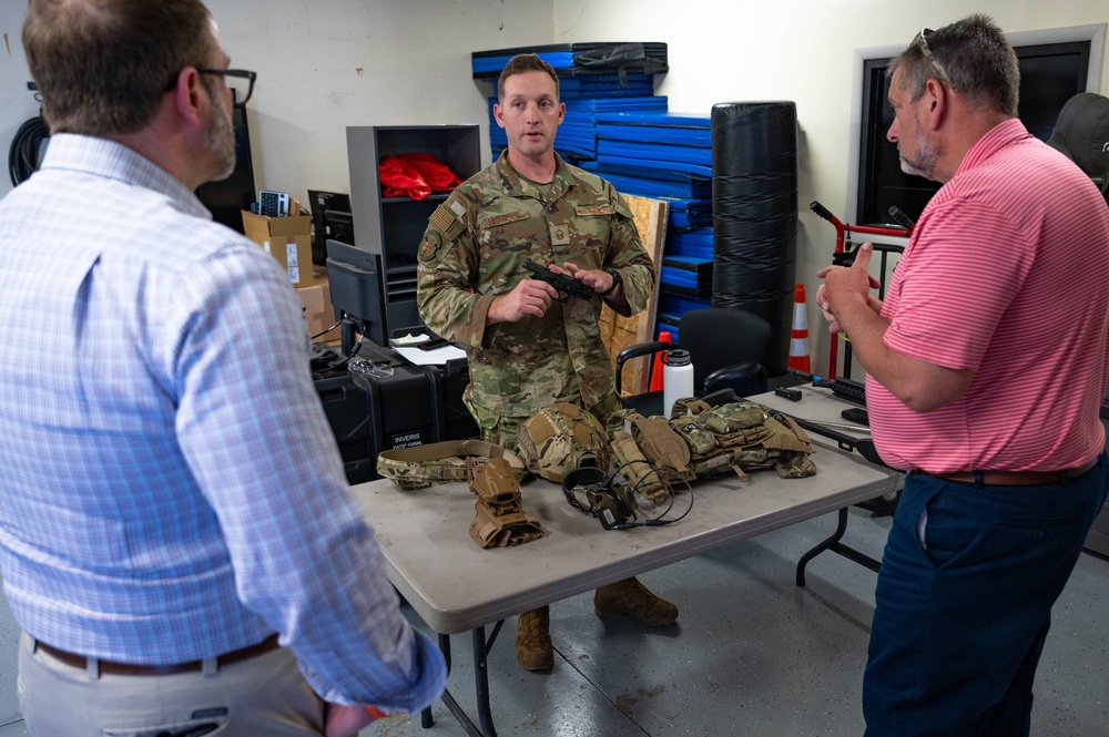 Findlay Township managers tour 911th AW