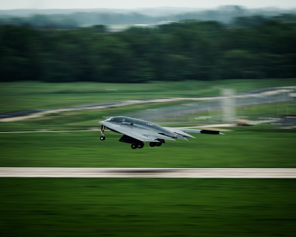Spirits of Mississippi and Oklahoma take off at Whiteman AFB