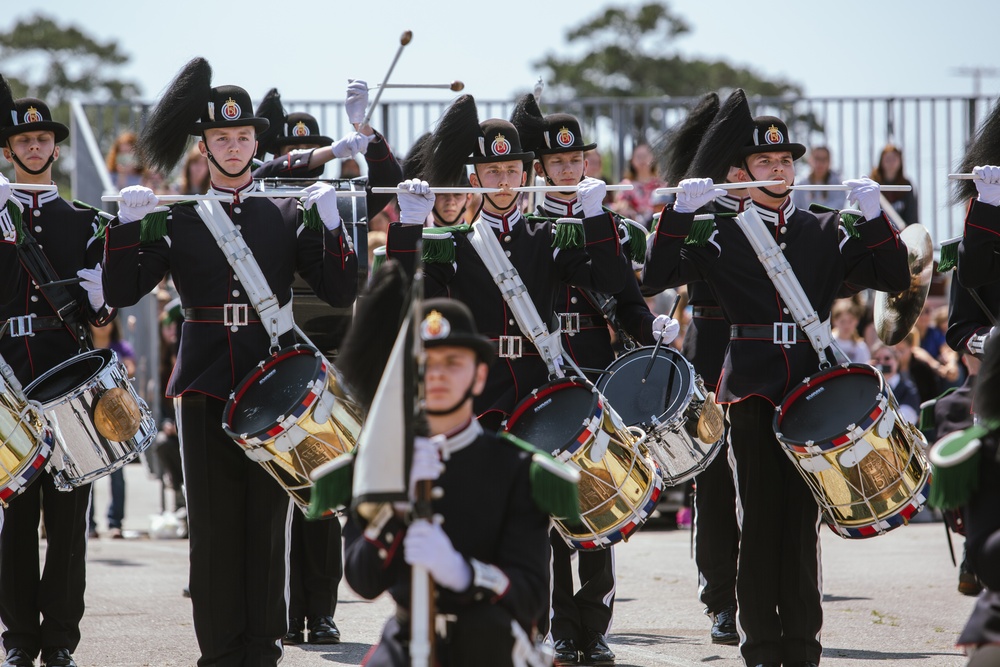 The Norwegian Army's &quot;His Majesty the King's Guard&quot; performs at Camp Lejeune