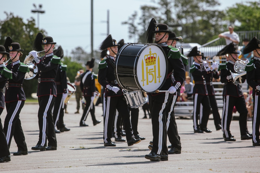 The Norwegian Army's &quot;His Majesty the King's Guard&quot; performs at Camp Lejeune