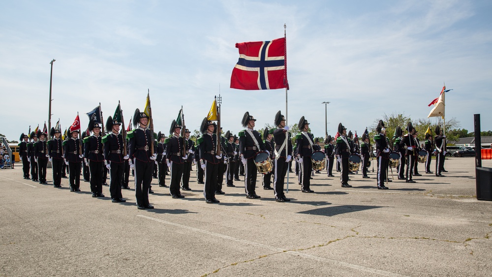 The Norwegian Army's &quot;His Majesty the King's Guard&quot; performs at Camp Lejeune
